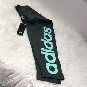 Adidas Mid-rise 3/4 Tight with logo